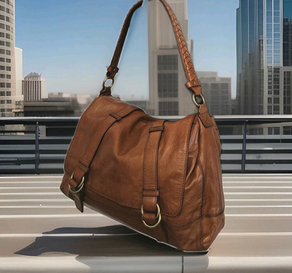 Cole Haan Hyde Park 2 Soft Leather Cognac Messenger Handbag 14.5x10x5